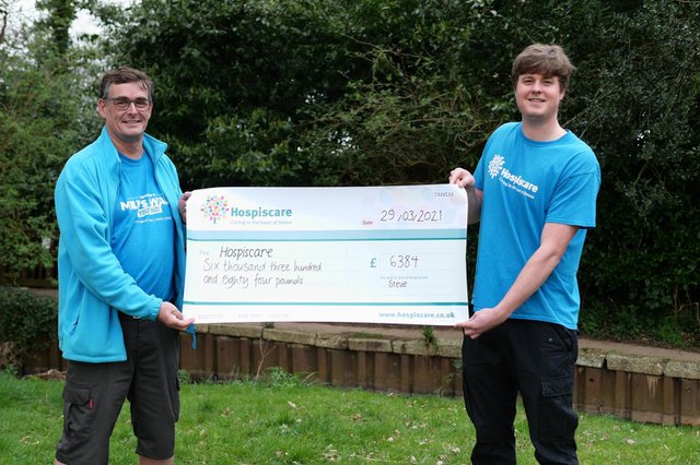 Men's Walk Top Fundraiser Steve Pearcy Presenting his Cheque To Hospiscare Fundraiser Martin Stokke